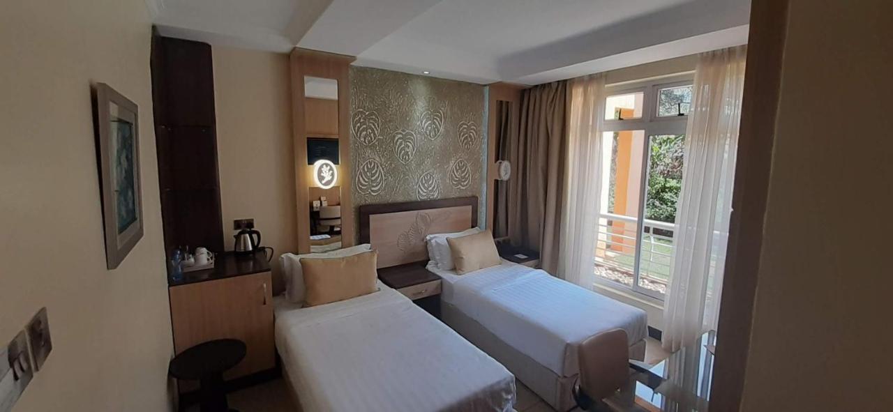 Elysian Resort Gathanga ภายนอก รูปภาพ